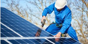 Installation Maintenance Panneaux Solaires Photovoltaïques à Remouille
